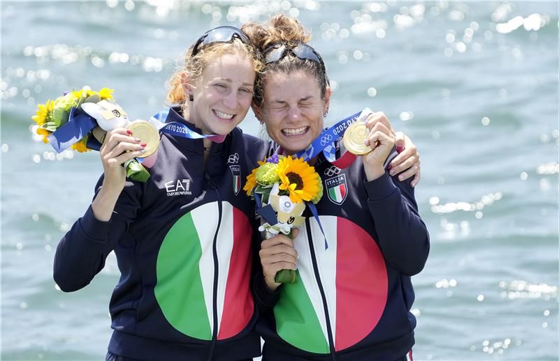 فالنتينا روديني وفيديريكا سيساريني