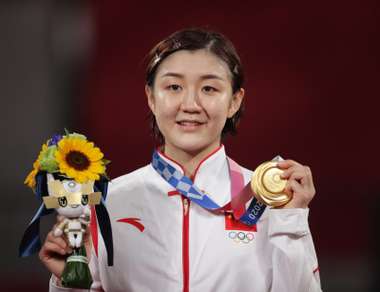 2021-07-29t133951z_1995616664_sp1eh7t11ybfe_rtrmadp_3_olympics-2020-tte-w-singles-medal_reuters