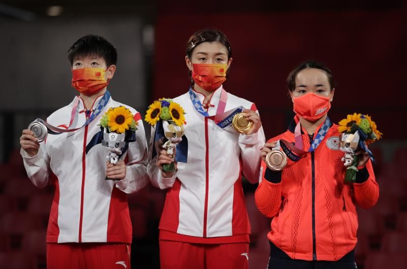 2021-07-29t133826z_1665846529_sp1eh7t11vxf4_rtrmadp_3_olympics-2020-tte-w-singles-medal_reuters