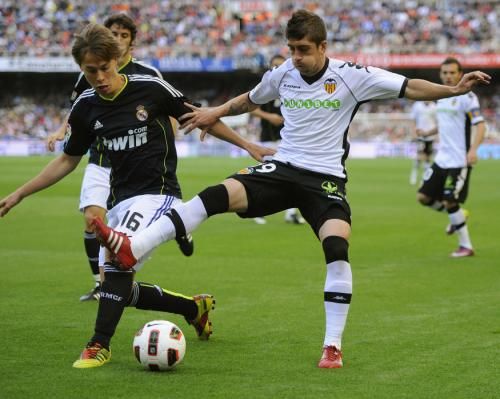 2011-04-232011-04-23t162825z_01_foz02_rtridsp_3_soccer-spain_reuters