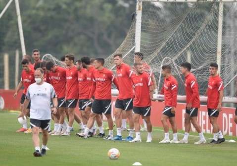 سبورتينج خيخون