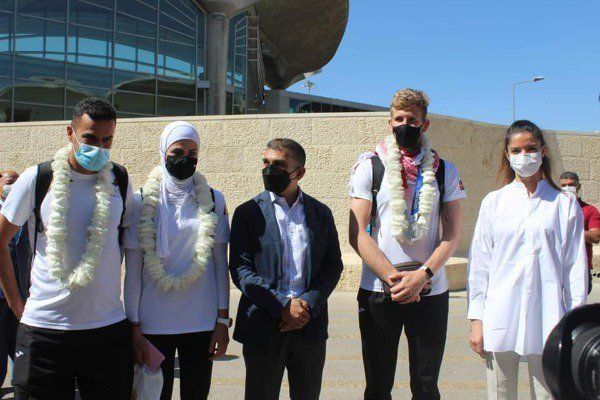 الأمير راشد والأميرة زينة خلال استقبال وفد التايكوندو