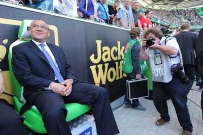 2011-04-24-00000102701028