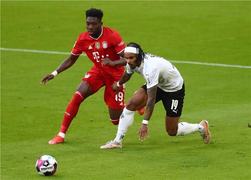 ألفونسو ديفيز