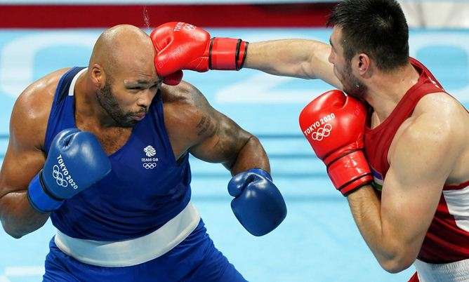  باخودير جالولوف وكلارك