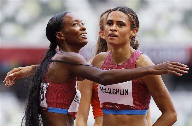 ماكلوفلين ودليلة