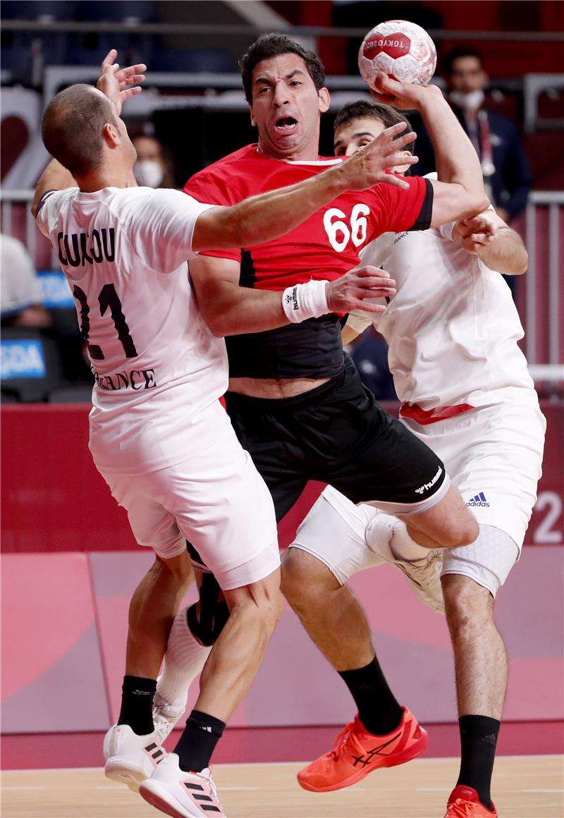 أحمد الأحمر