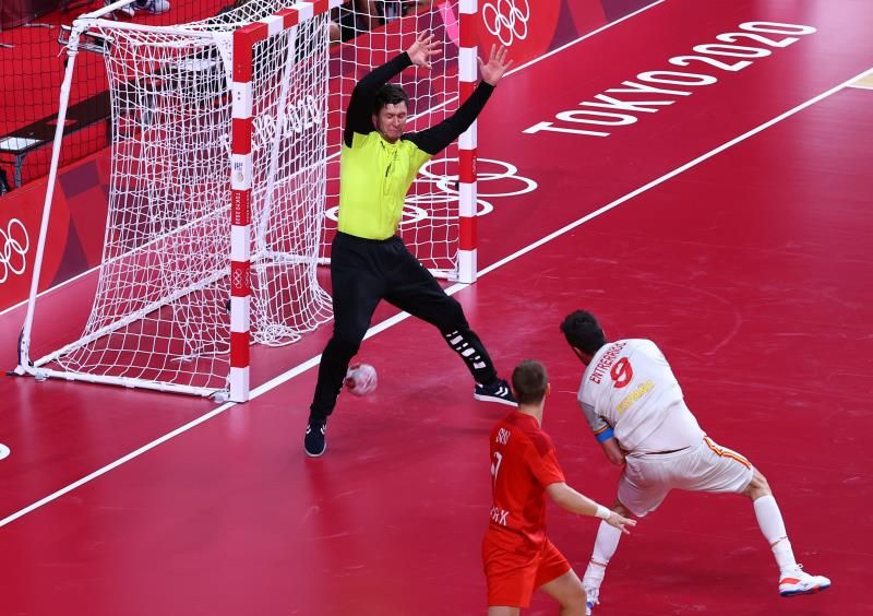 2021-08-05t131842z_703659882_sp1eh8510z19c_rtrmadp_3_olympics-2020-hbl-m-team7-sfnl-000200_reuters