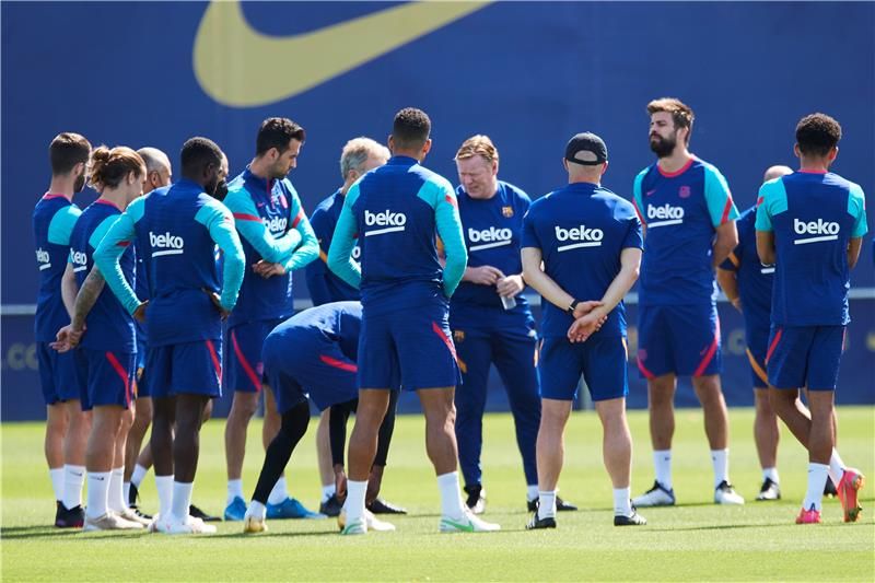 لاعبو برشلونة