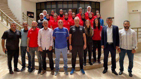 المشاركات في الدورة