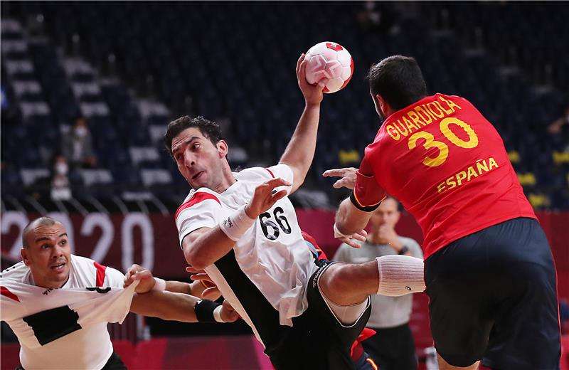 أحمد الأحمر