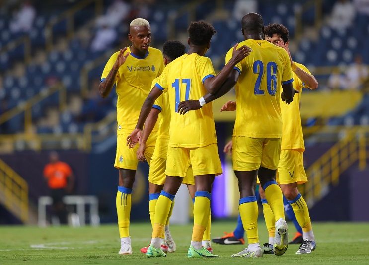 لاعبو النصر 