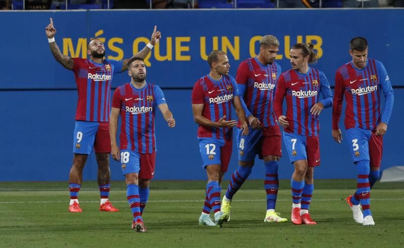 لاعبو برشلونة