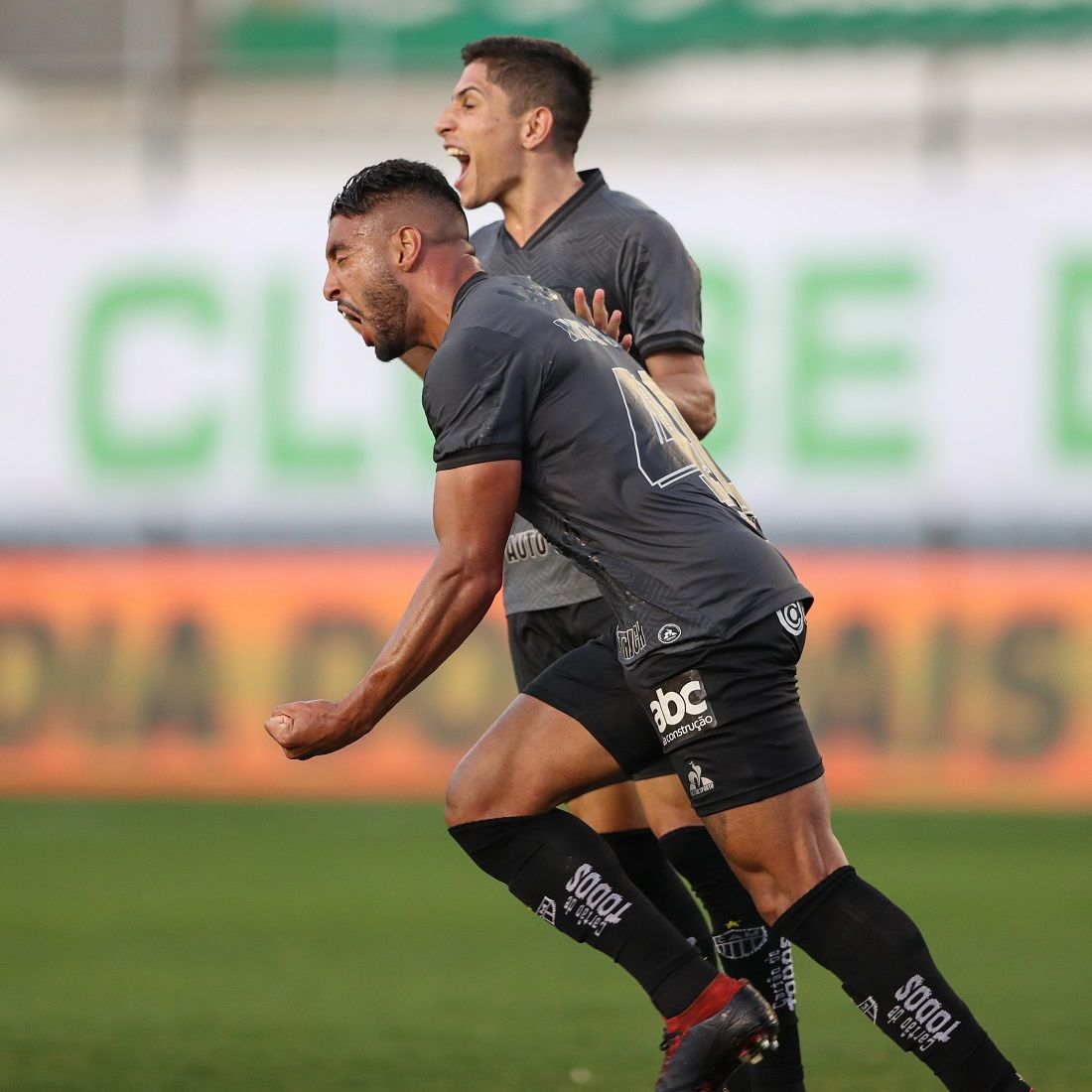 جانب من اللقاء ( مصدر اتليتيكو منيرو)