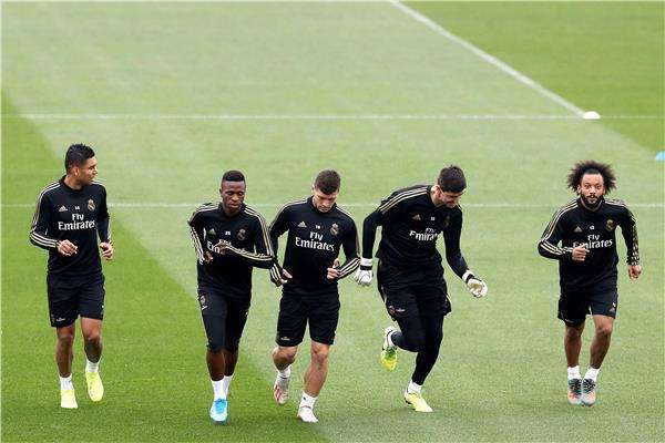 لاعبو ريال مدريد 