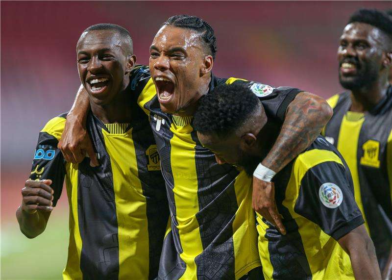 لاعبو الاتحاد 