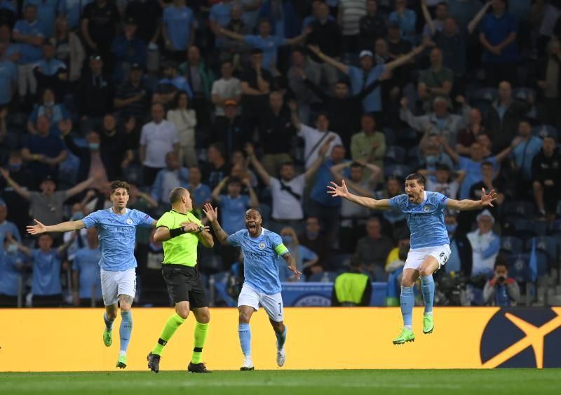 لاعبو مانشستر سيتي