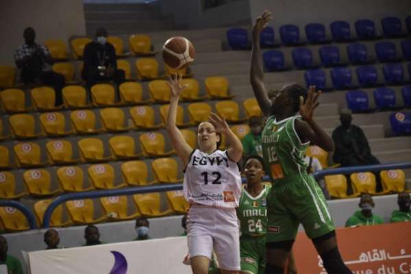 من لقاء مصر ومالي