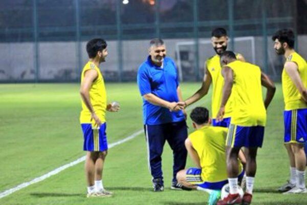 قويض مع لاعبي الظفرة