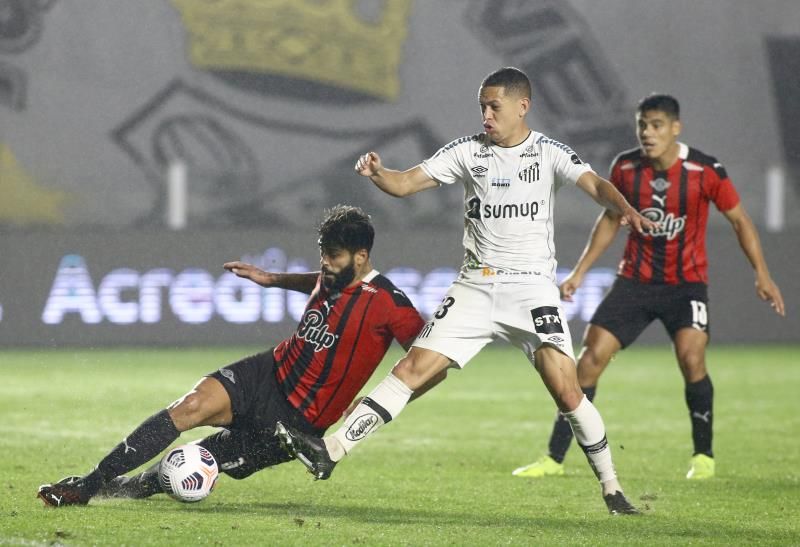 2021-08-13t022652z_809639722_hp1eh8d06sq3g_rtrmadp_3_soccer-sudamericana-sts-lib-report_reuters
