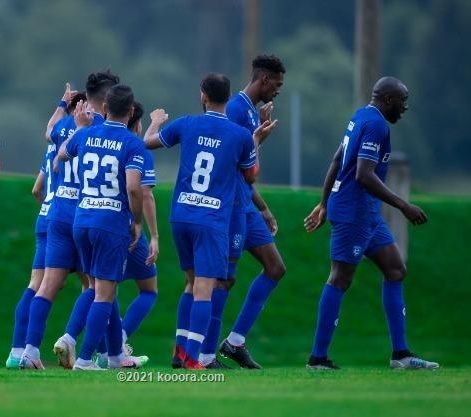 لاعبو الهلال