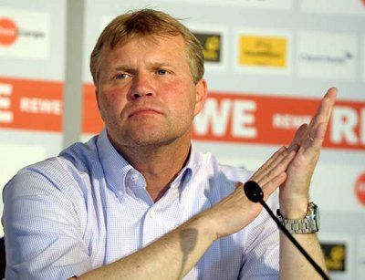 2011-04-19-00000102694571