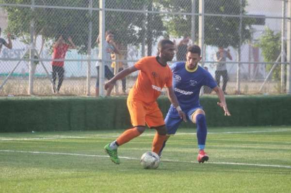 لقطات من الدوري      