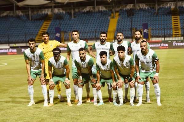 محمد صبحي مع لاعبي الاتحاد