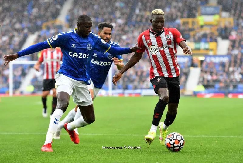 ?i=reuters%2f2021-08-14%2f2021-08-14t145329z_1281296493_up1eh8e15d3fo_rtrmadp_3_soccer-england-eve-sou-report_reuters