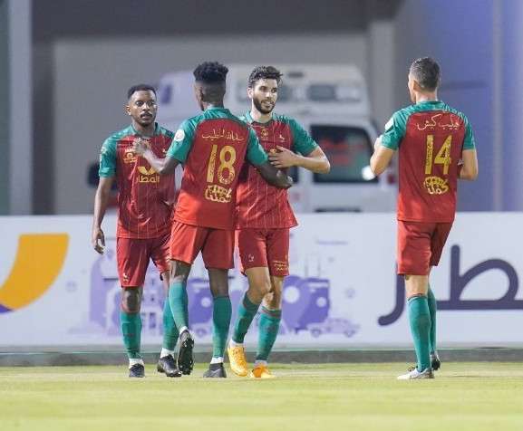 لاعبو الاتفاق 