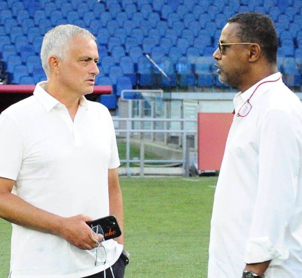 الشابي مع جوزيه مورينيو مدرب روما