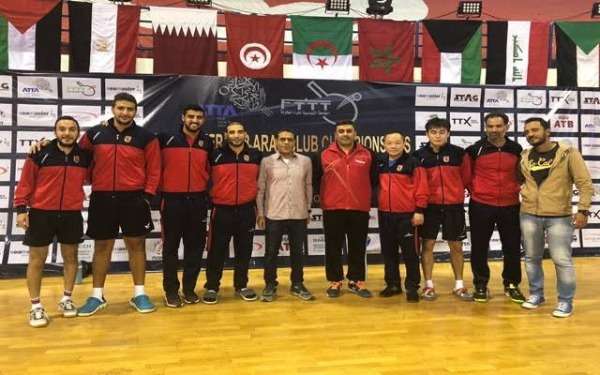 لاعبو الأهلي