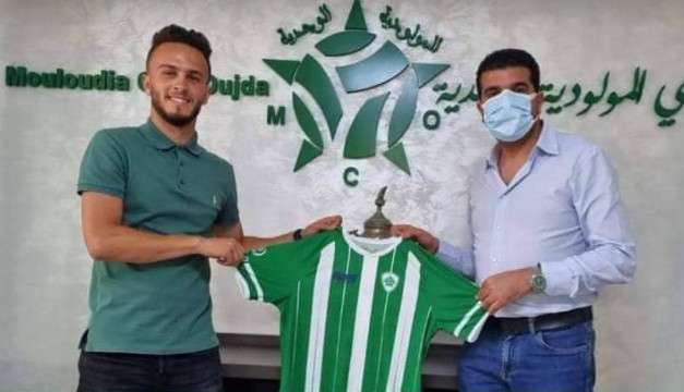 من تقديم اللاعب