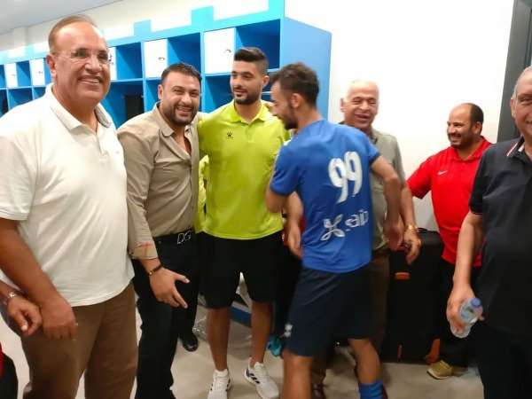 من الاحتفال