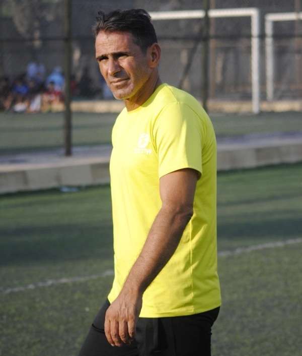 خالد الحوايني