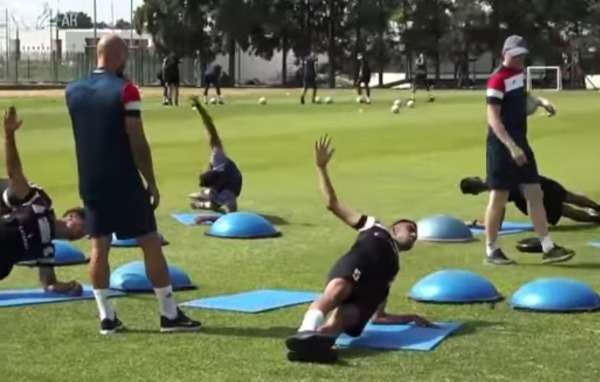 من تدريبات الجيش الملكي