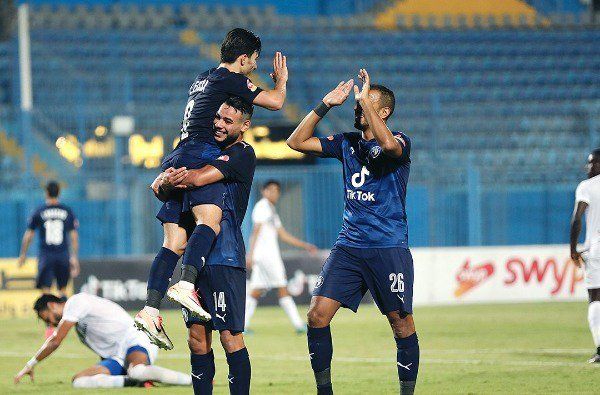 لاعبو بيراميدز