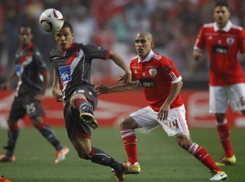 2011-04-282011-04-28t195349z_01_rfm01_rtridsp_3_soccer-europa_reuters