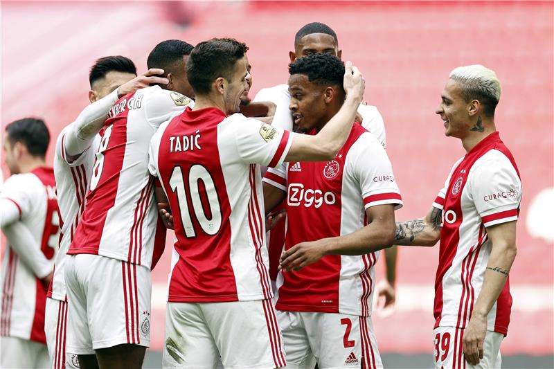 لاعبو أياكس