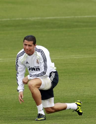 2011-04-192011-04-19t132643z_01_aco13_rtridsp_3_soccer-spain-cup_reuters