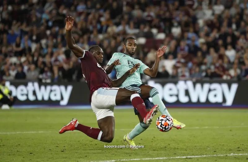 ?i=reuters%2f2021-08-23%2f2021-08-23t204524z_2145961693_up1eh8n1lnm9m_rtrmadp_3_soccer-england-whu-lei-report_reuters