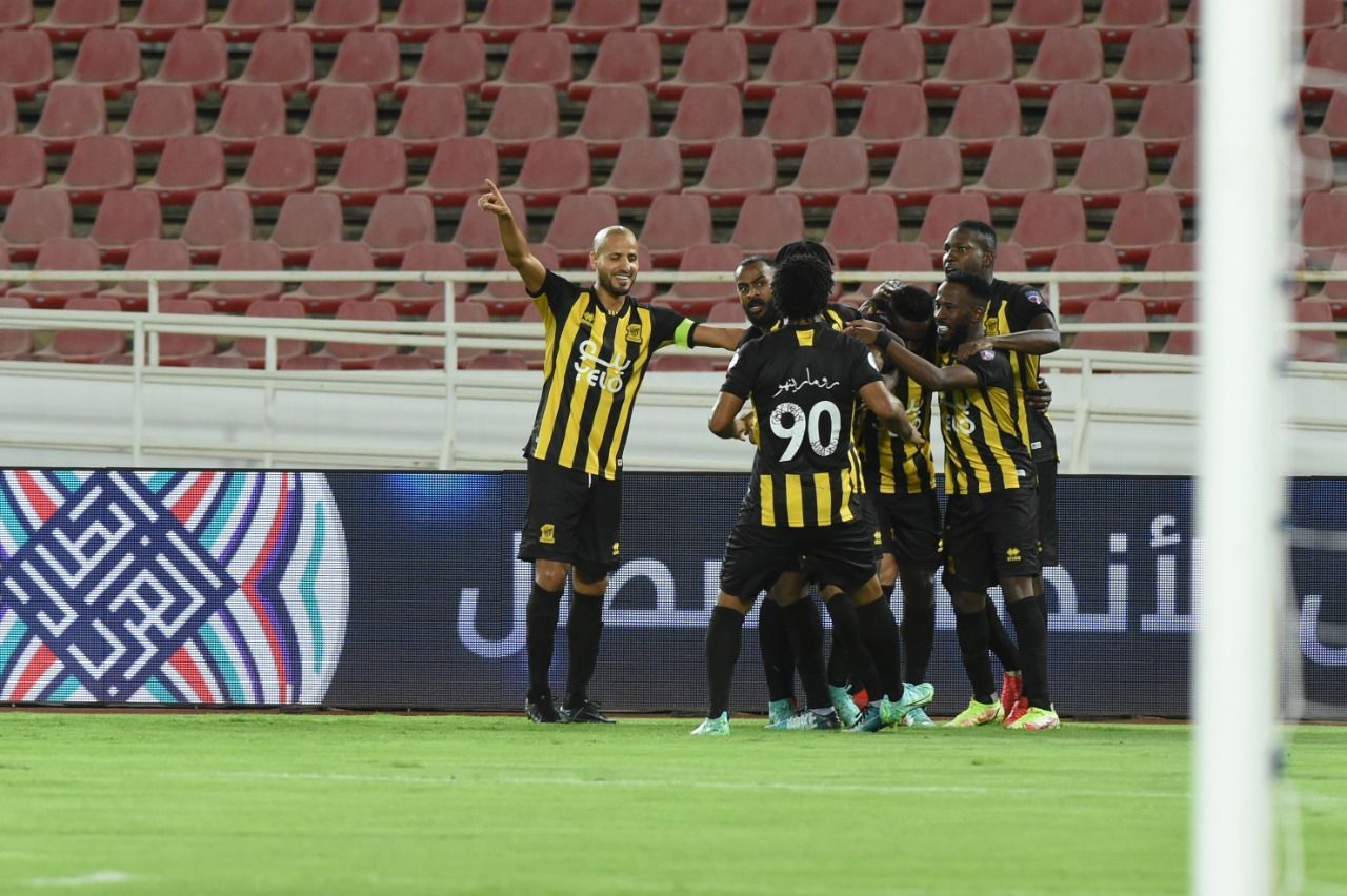 لاعبو الاتحاد