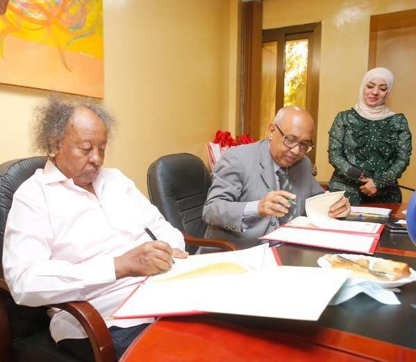 أثناء التوقيع