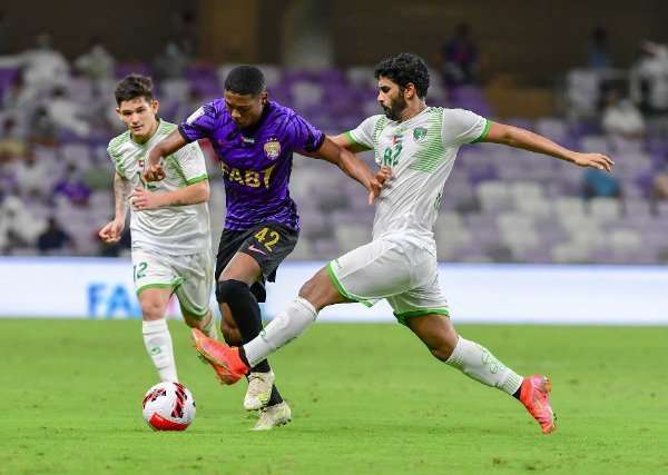 من لقاء العين وفريق الإمارات