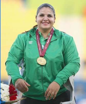 نسيمة صايفي