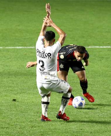 2021-08-28t234142z_923963421_up1eh8s1ttg2p_rtrmadp_3_soccer-brazil-sts-fla-report_reuters