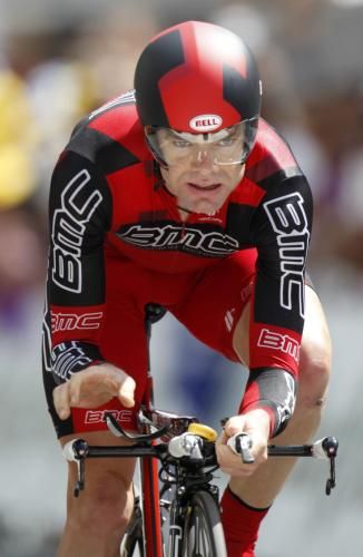 2010-07-24t143547z_01_jna24_rtridsp_3_cycling-tour_reuters