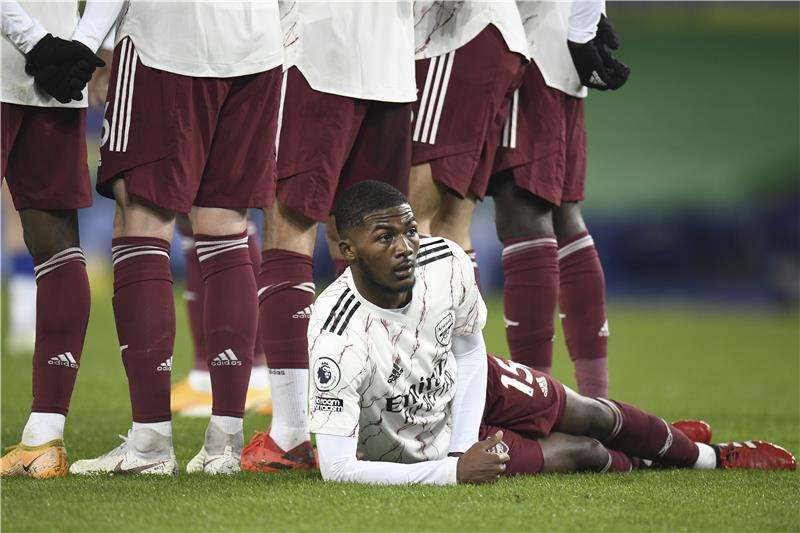 إينسلي مايتلاند نايلز