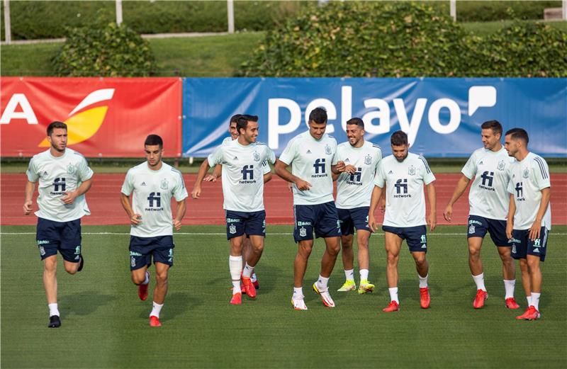 من مران منتخب إسبانيا 