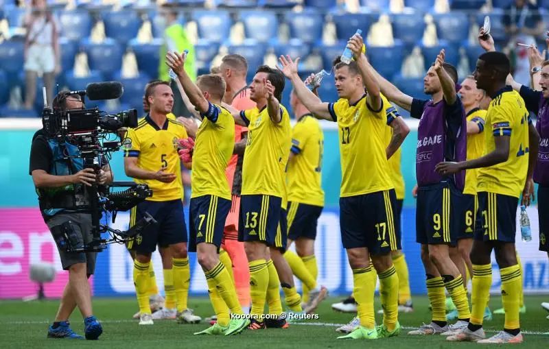 ?i=reuters%2f2021-06-18%2f2021-06-18t150526z_1796141101_up1eh6i15x0e3_rtrmadp_3_soccer-euro-swe-svk-report_reuters